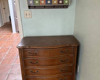 Small chest of drawers, also the shelf that matches the craft mirror