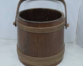 Basketville Vermont Wooden Bucket With Handle