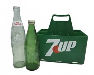 7UP Carrying Caddy with Glass Bottles