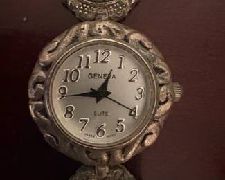 Geneva Elite Fashion Link Watch second image