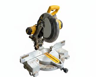 DeWalt DW Inch Compound Miter Saw