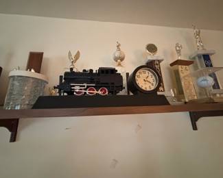 Mars Quartz Locomotive Desk Clock