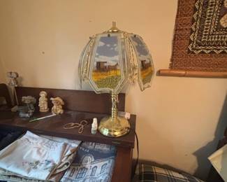 Vintage OK Lighting Horse and Carriage Touch Control Table Lamp