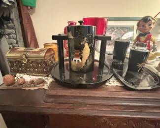 Vintage Japanese Lacquerware Decanter and Shot Glass Serving Set with Pagoda Motif