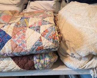 Vintage Quilts & Bedspread