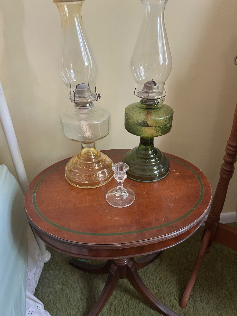 Vintage table and oil lamps