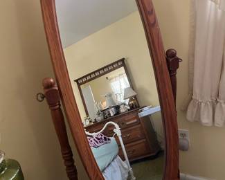 Bedroom dressing mirror