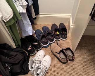 Men’s shoes , golf shoes 