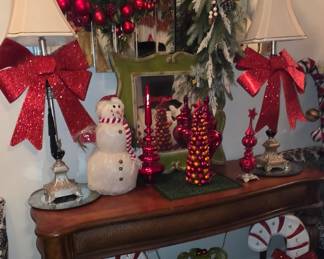 Christmas Decor - Sofa Table