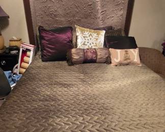 Full Size Bed