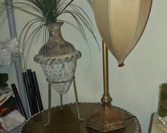 Round Side Table. - Lamp