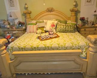King Size Bed in Antique Cream
