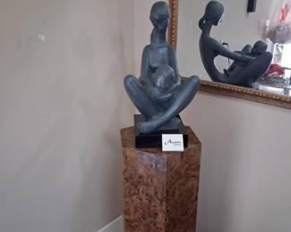 Austin Mother/child sculpture