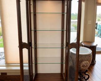 Beautiful Lighted Curio / Display Cabinet – $450 Gorgeous traditional wood curio cabinet with beautiful carved detailing and decorative glass doors. Features glass display shelves, interior lighting, and double doors for easy access. Perfect for displaying Lladró, collectibles, china, crystal or treasured pieces. Measurements: 80” H × 36” W × 16” D Beautiful condition and a very substantial, quality piece. Pickup & load yourself please