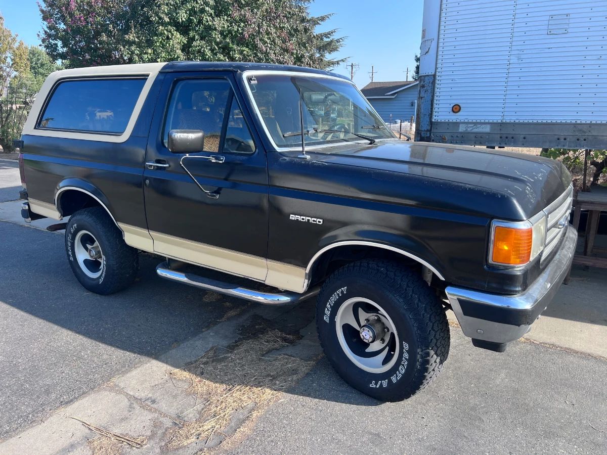 1987 Eddie Bauer Edition Ford Bronco!