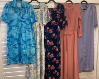 TTM060 Five Vintage Women’s Polyester Dresses 