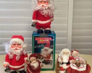TTM091 Vintage Santa Decor