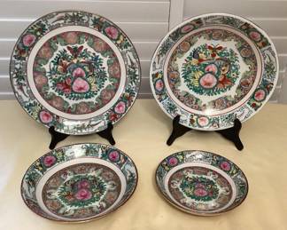 TTM031 Chinese Porcelain Rose Medallion Serving Plate & Bowls