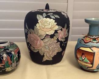 TTM087 Chinese Porcelain Ginger Jars & Ceramic Liquor Bottle