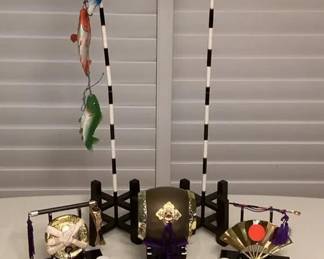 TTM039 Two Japanese Decorative Displays 