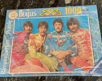 TTM305 - Ravensburger Beatles 1000 Piece Puzzle 