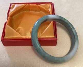 TTM066 Green & White Jade Bangle Bracelet New