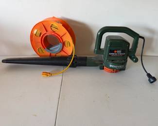 Black and Decker Super Vac n Mulch with approx 100ft extension cord $25 - no mulch bag