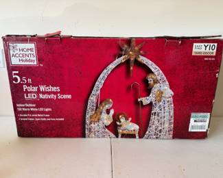 Lighted Nativity $30