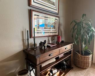 Console Table, Italian white-glazed pottery vase, Dracaena in woven wicker basket