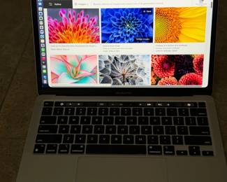 MacBook Pro 13", MINT Condition, M2 2022 , 8GB 1T w/ Touchbar, Lit Keyboard