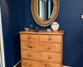Victorian-era antique English pine chest of drawers dating to the late 19th Century, Antique 19th century giltwood mirror