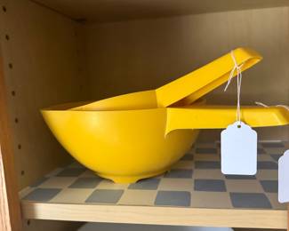 1980’s Tupperware Strainers