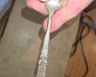 SilverPLATE flatware set