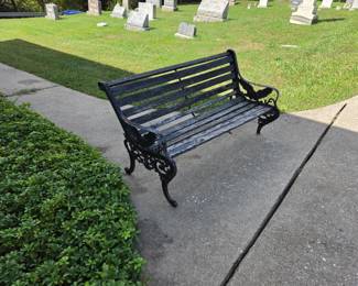 Old iron bench w eagle on ends. 1 foot broke off, needs new boards