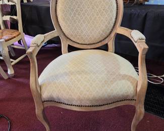 Set of 6 quality chairs by Kreiss, selling as a set of 6