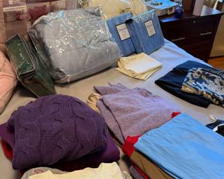 Home Expressions & Damask Comforters, Sheet Sets, Blankets, Throws & Decorative Linens
