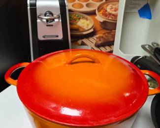 MCM Descoware Enameled Cast Iron Dutch Oven Boch Frères / Boch La Louvière, Belgium