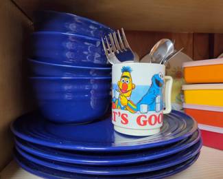 Sesame Street Children's Drinking Cup / Children's Cutlery Assortment