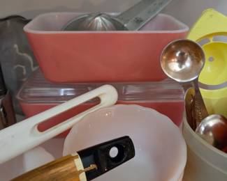 PYREX Flamingo Pink Refrigerator Dishes