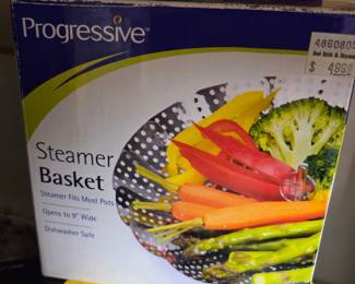 Progressive steamer basket