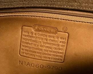 Vintage Coach City Bag (Style No. 9790) 2004