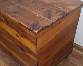 Vintage Cedar Hope Chest third image