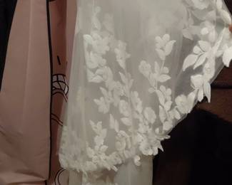 Allure Bridals Lace Wedding Gown fourth image