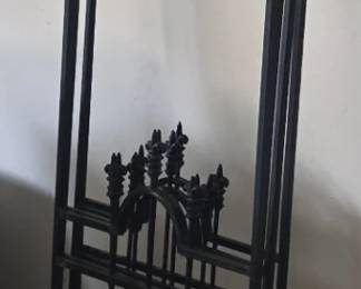 Black Metal Garden Trellis