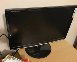 LG Flatron WTO Monitor