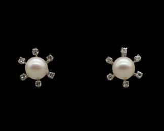 Vintage 14k White Gold Stud Cultured Pearls And Natural Diamonds Earrings
