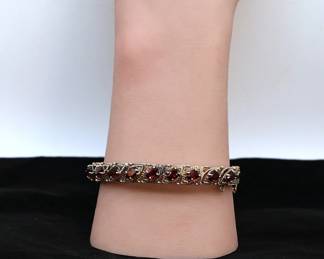 14k Yellow Gold With 9 Deep Red Garnets Bracelet