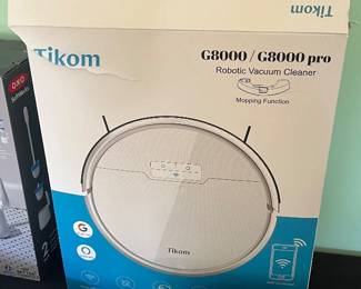 Robotic vacuum cleaner