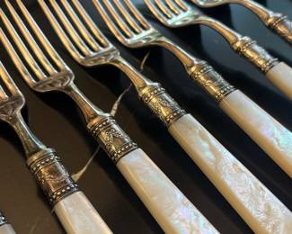 Meriden Cutlery Co. Mother of Pearl, Sterling Silver & Silver Electroplate Blade; 24 pc set of forks & knives