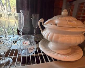 Soup tureen , champagne flutes